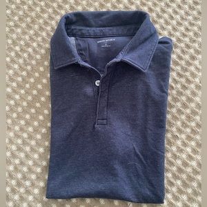 Banana republic polo sized small.  Blue with subtle white